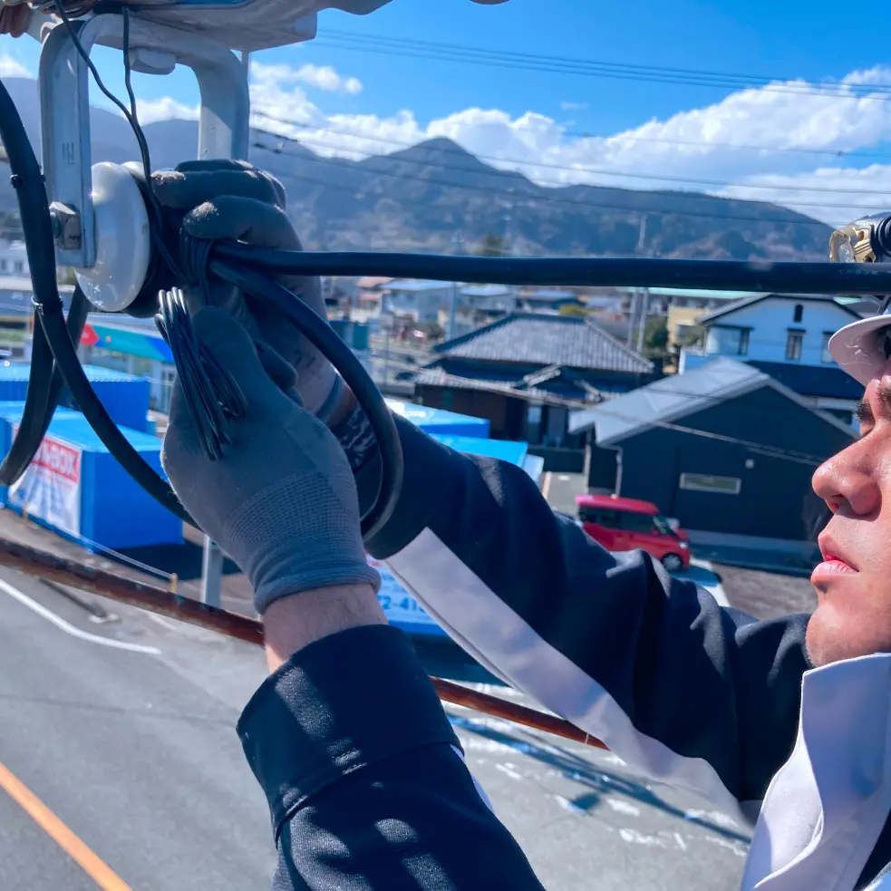 テクノミックスメンテの電気工事職